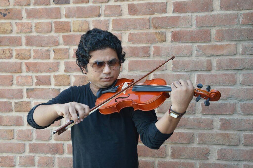 best violin player jaipur